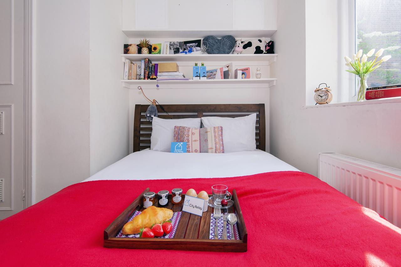 Bright Gratton Road Apartment Londra Esterno foto