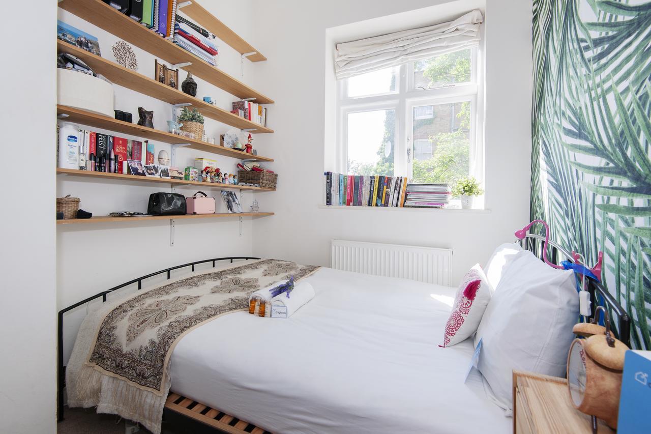 Bright Gratton Road Apartment Londra Esterno foto